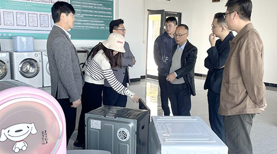 再續(xù)前緣！客戶遠(yuǎn)道而來到訪金環(huán)電器洽談滾筒干衣機(jī)合作