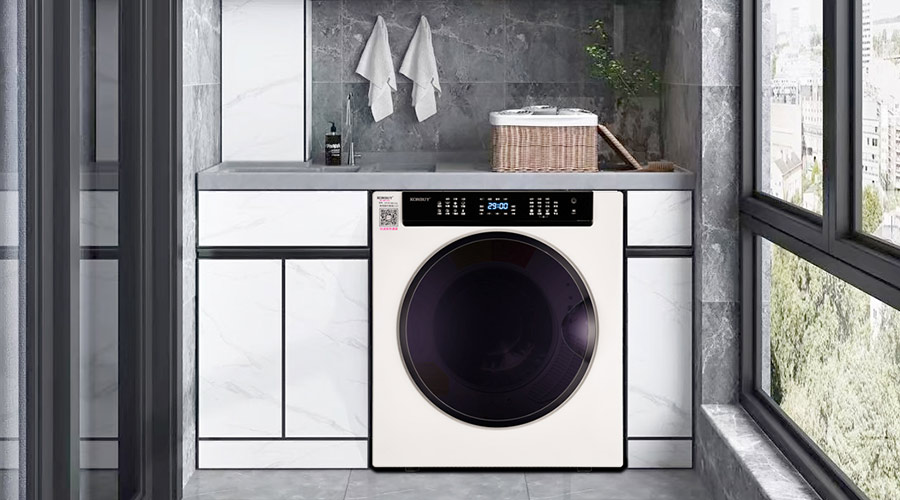 陽臺(tái)改成休閑區(qū)，但如何曬衣服？衣物護(hù)理機(jī)廠家來解答